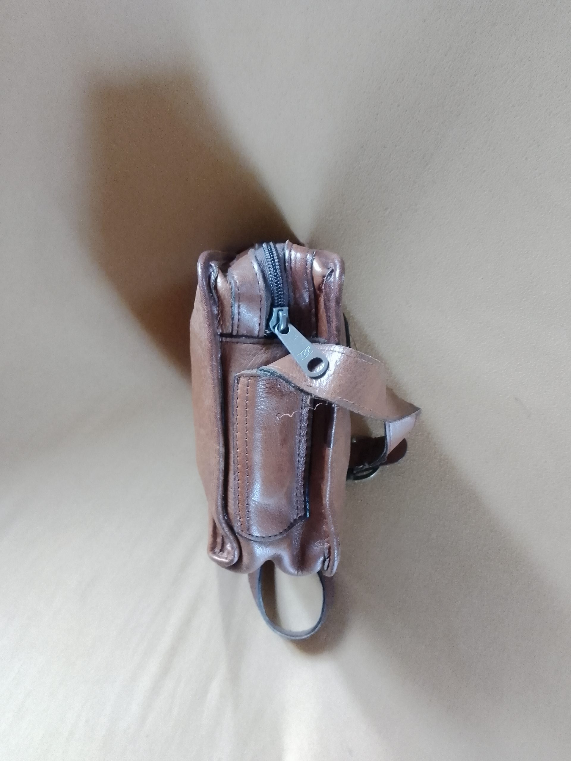 Vintage Brown Leather-look Crossbody Bag - Image 4